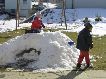 Snow Janine and Yannick